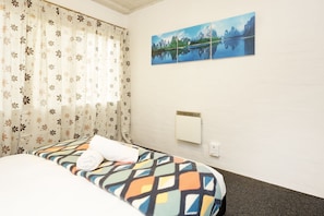 Chalet, 3 Bedrooms | 3 bedrooms, iron/ironing board, free WiFi, bed sheets - Kirwan 39 (Jindabyne)