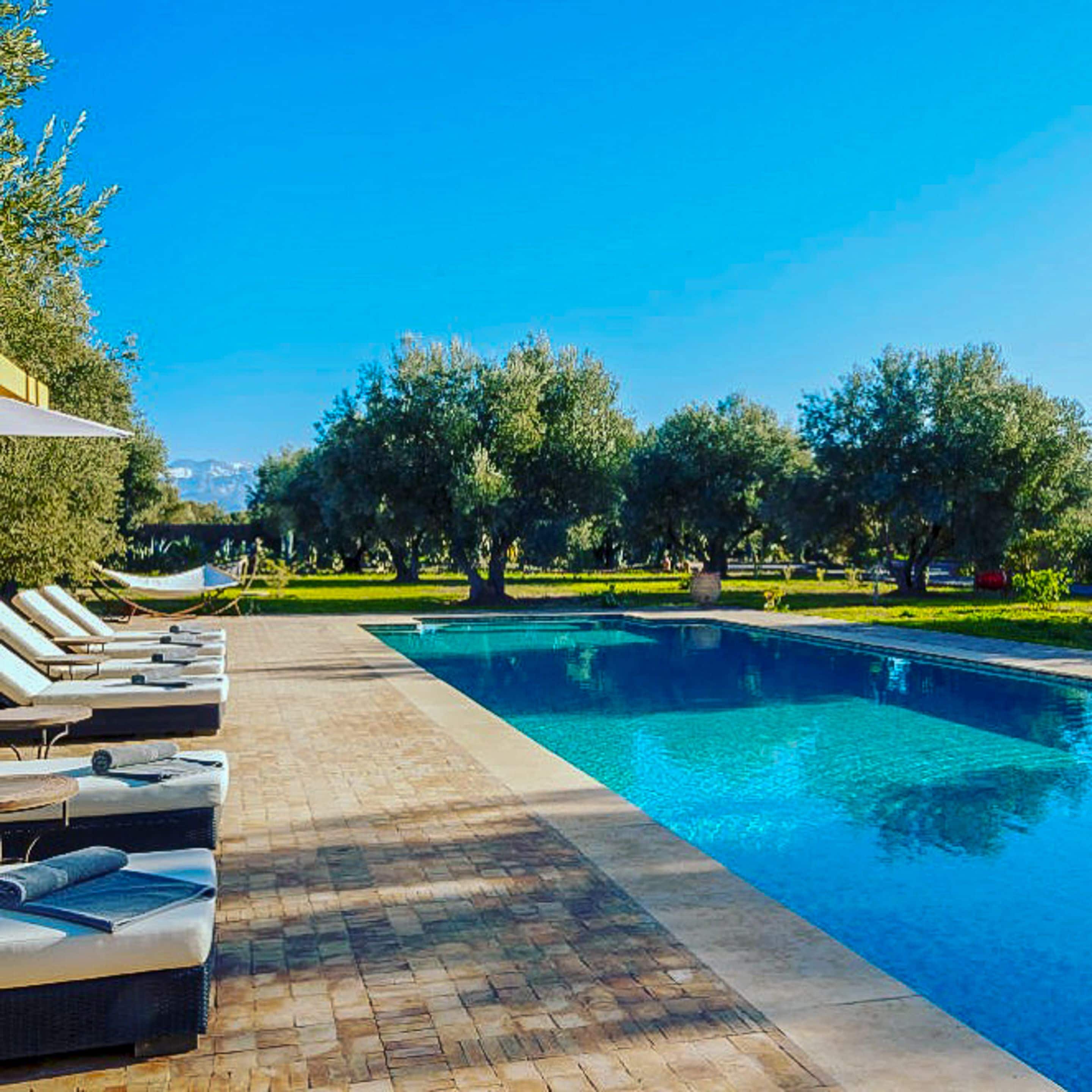 Bar junto a la alberca