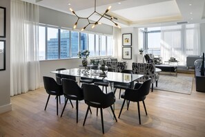 Penthouse, 3 Bedrooms | Living room | Flat-screen TV
