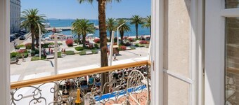 Riva and Diocletian Apartments