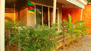 Unclassified image, 2 of 14, button - Chao Khun Resort (Tha Mai)