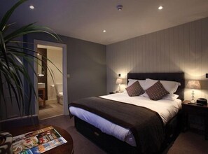 Classic Triple Room, 3 Bedrooms, Harbour View