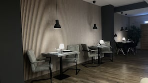 Daily buffet breakfast (EUR 13.50 per person)