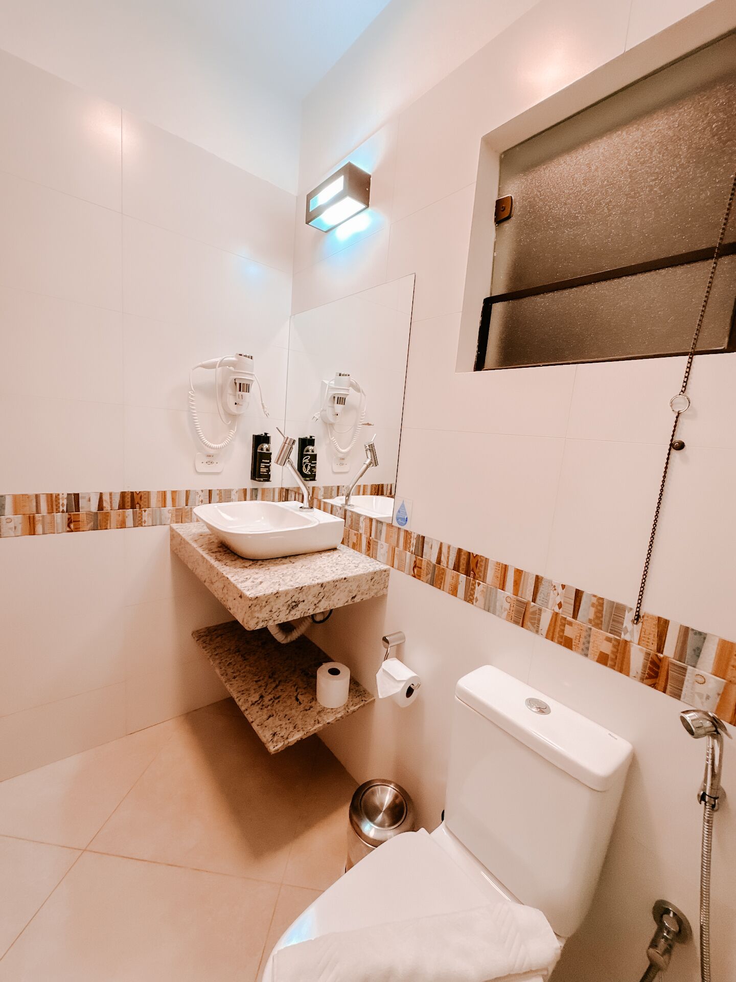 business room, multiple bedrooms, accessible | bathroom | shower, free toiletries, hair dryer, towels