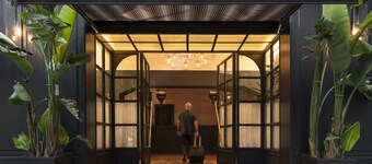 La França Travellers - Adults Only