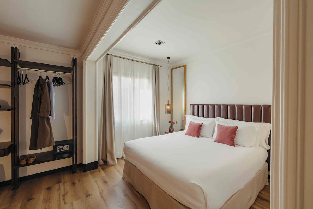 Couette en duvet d'oie, matelas mémoire de forme