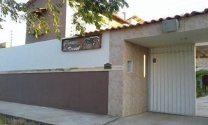 Entrada de la propiedad