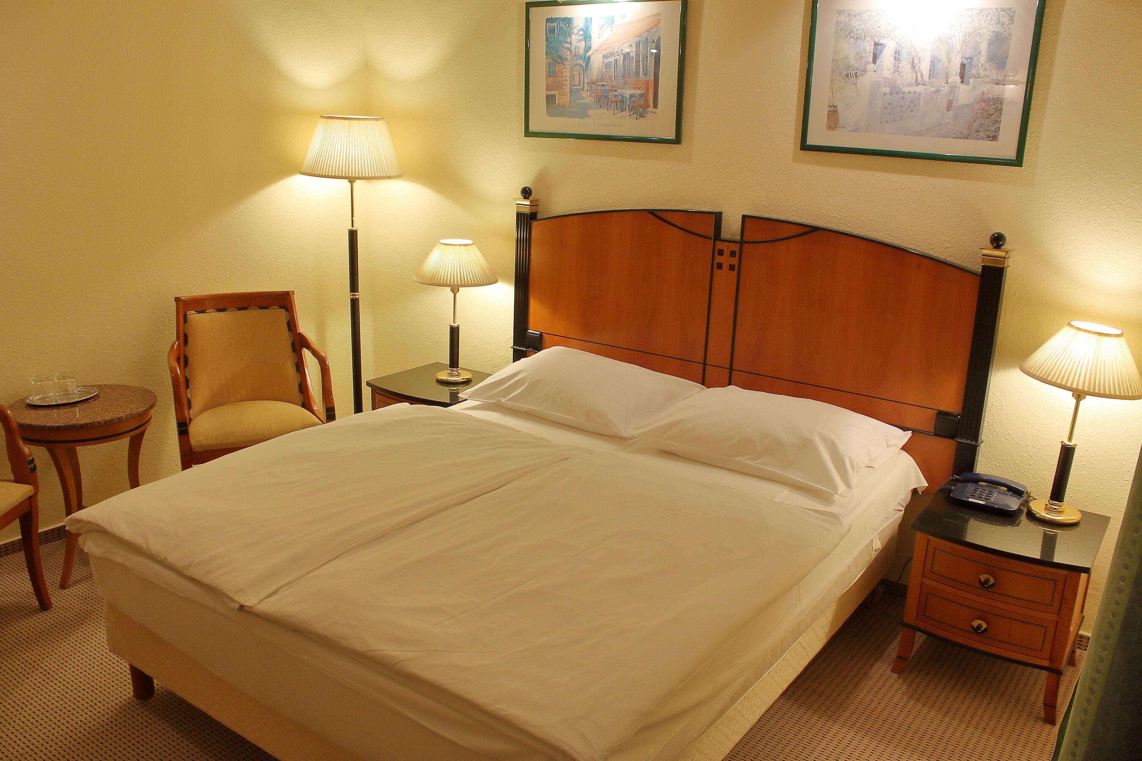 1 bedroom, premium bedding, minibar, desk