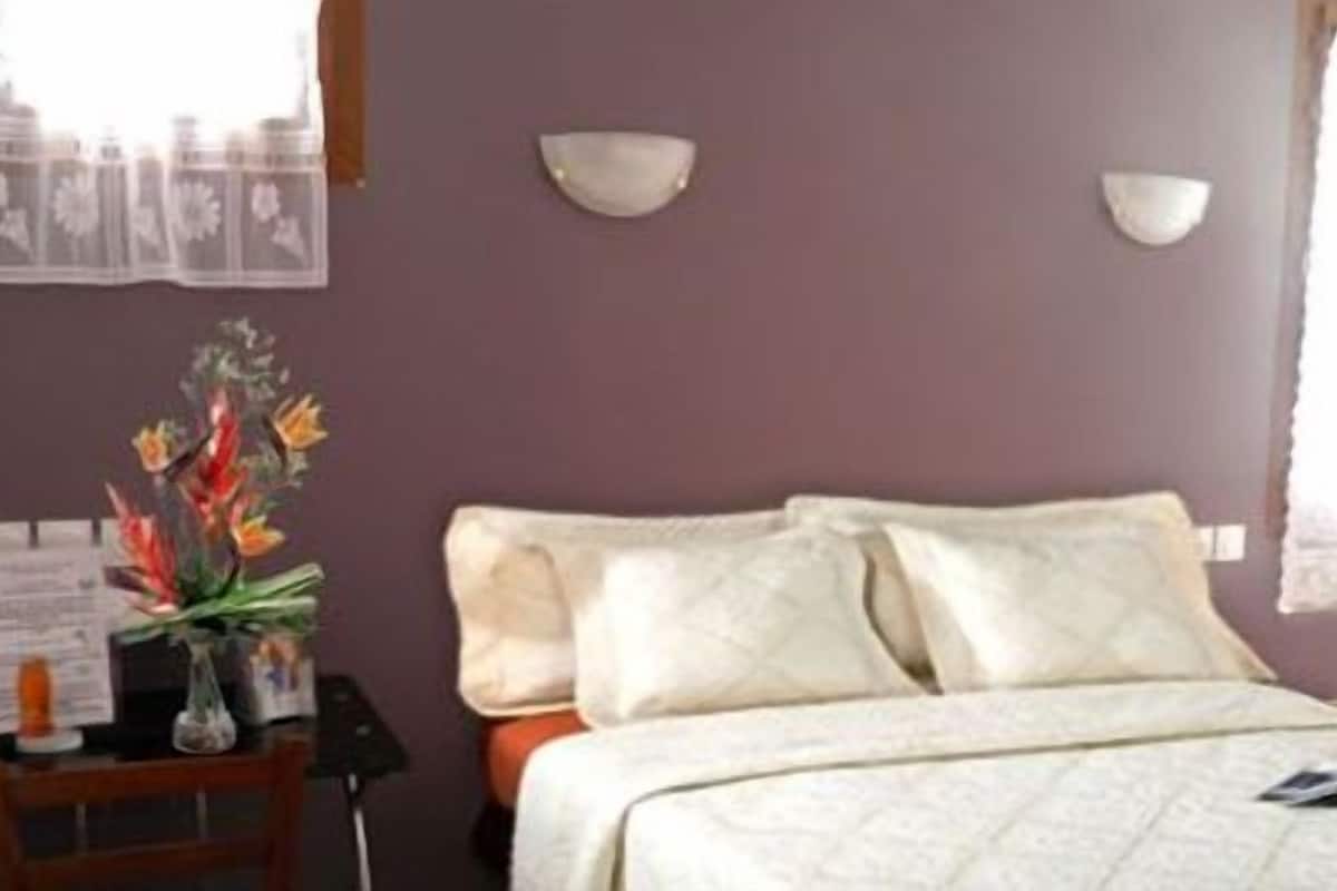 in-room safe, desk, soundproofing, cots/infant beds