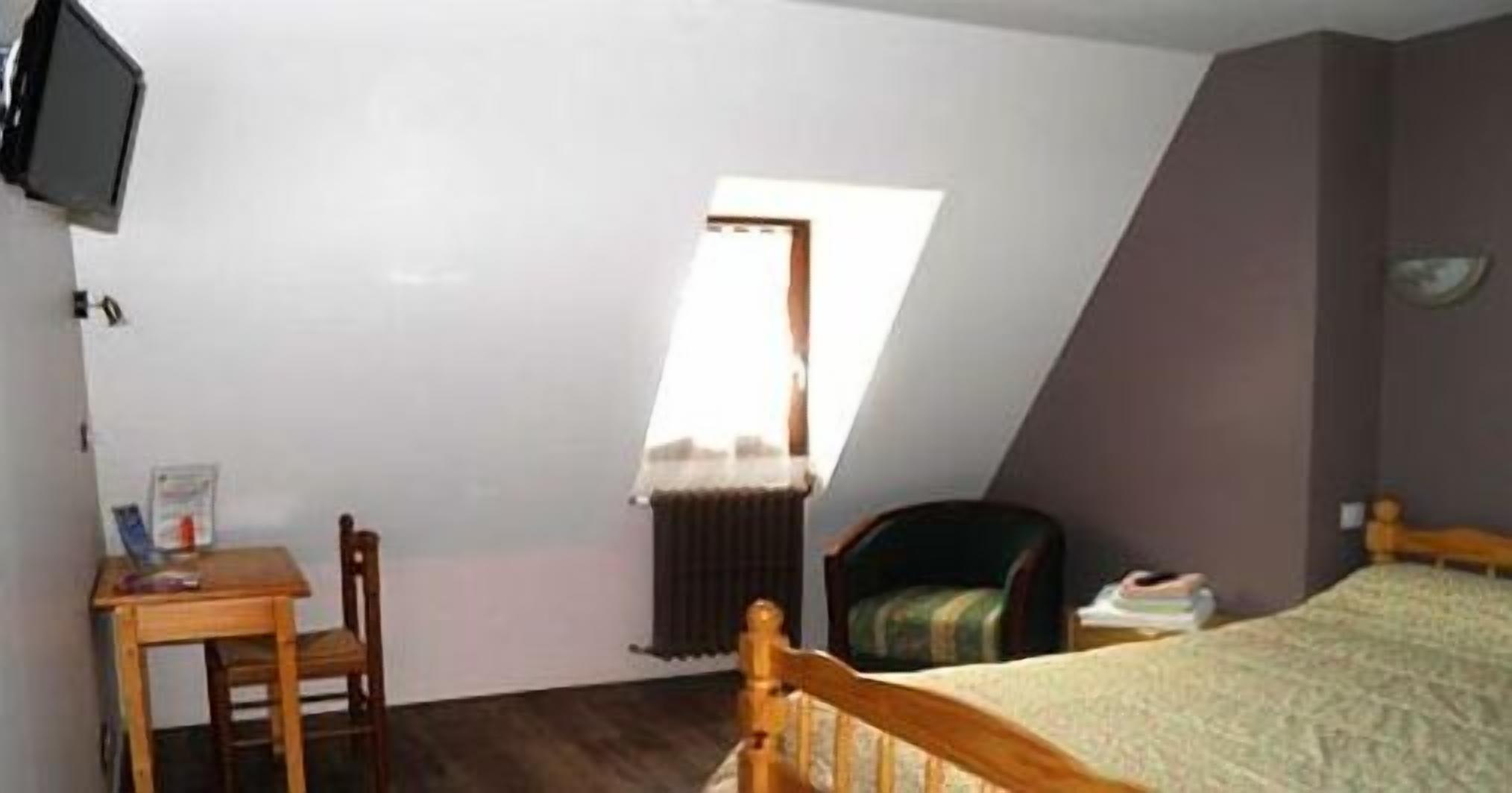 in-room safe, desk, soundproofing, cots/infant beds