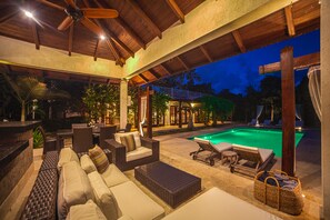 Villa | Terraza o patio