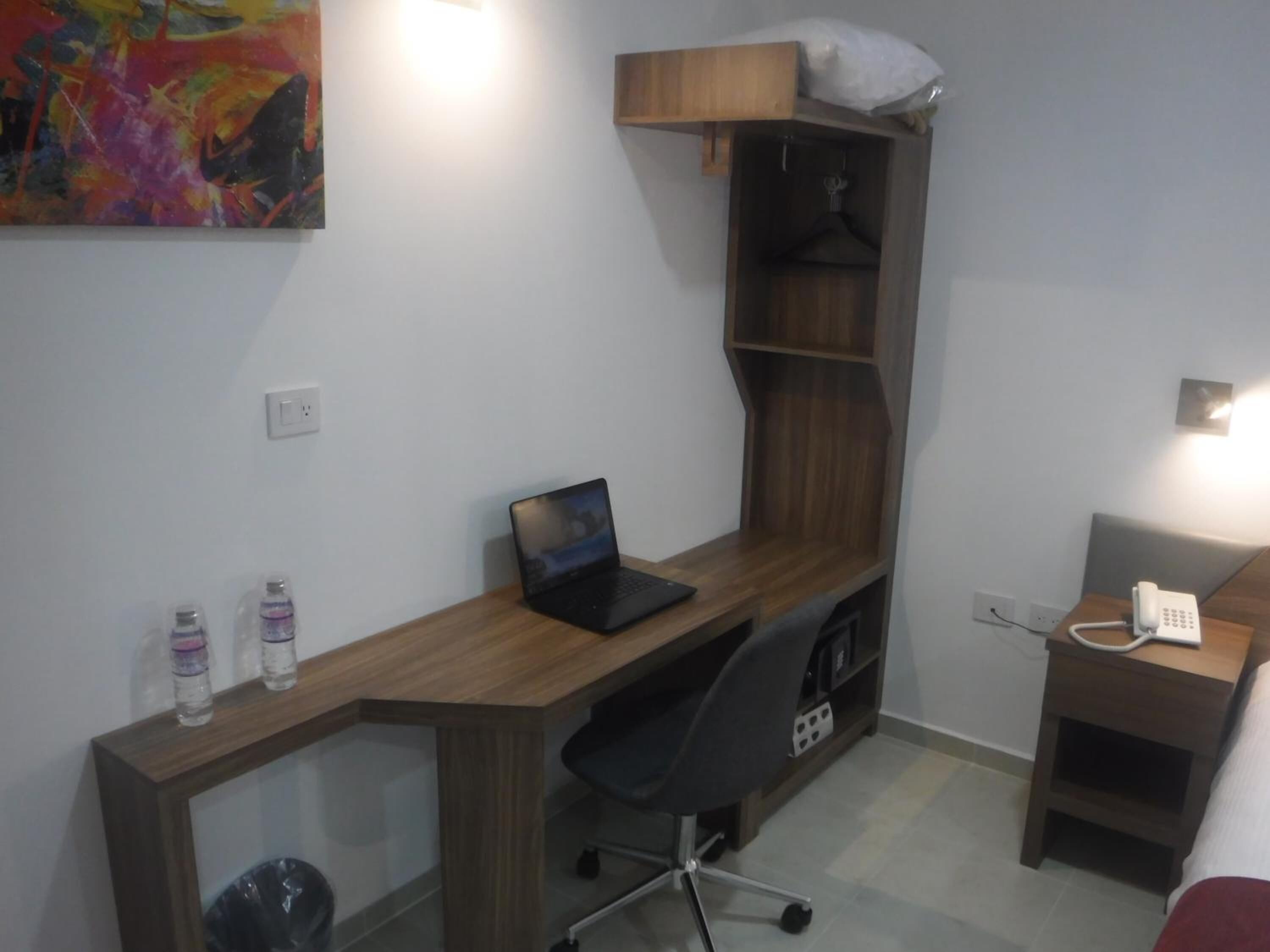 premium bedding, in-room safe, individually decorated