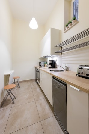 Comfort Apartment | Private kitchen