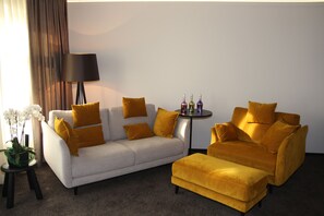 Living area - Höll am Main (Ruesselsheim)