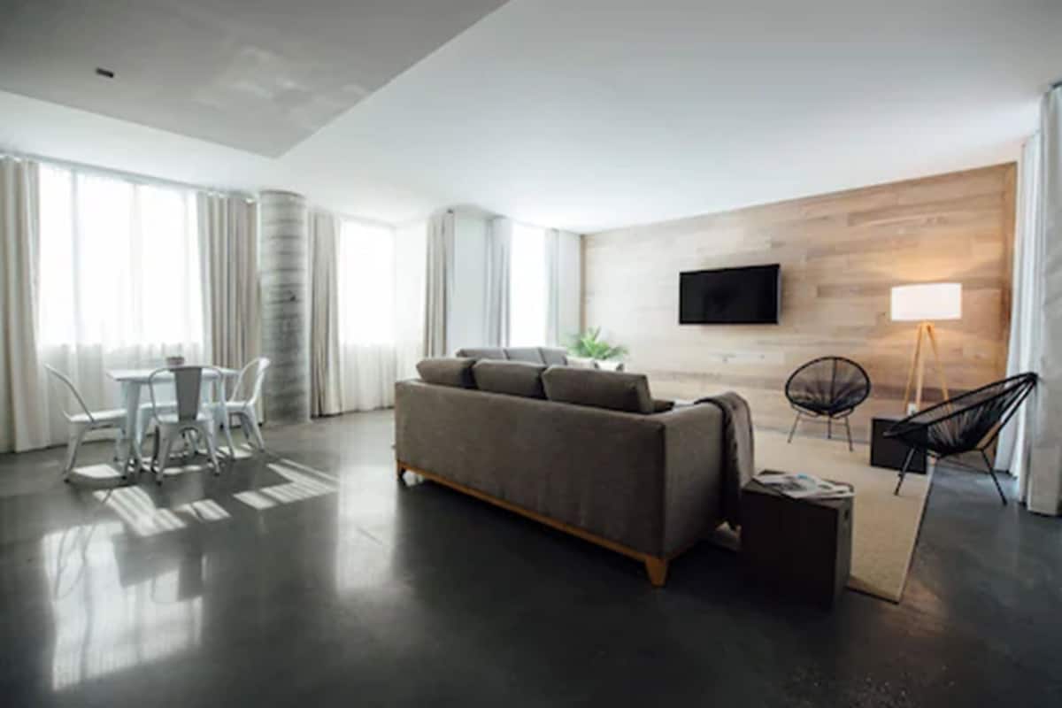 Flat-screen TV