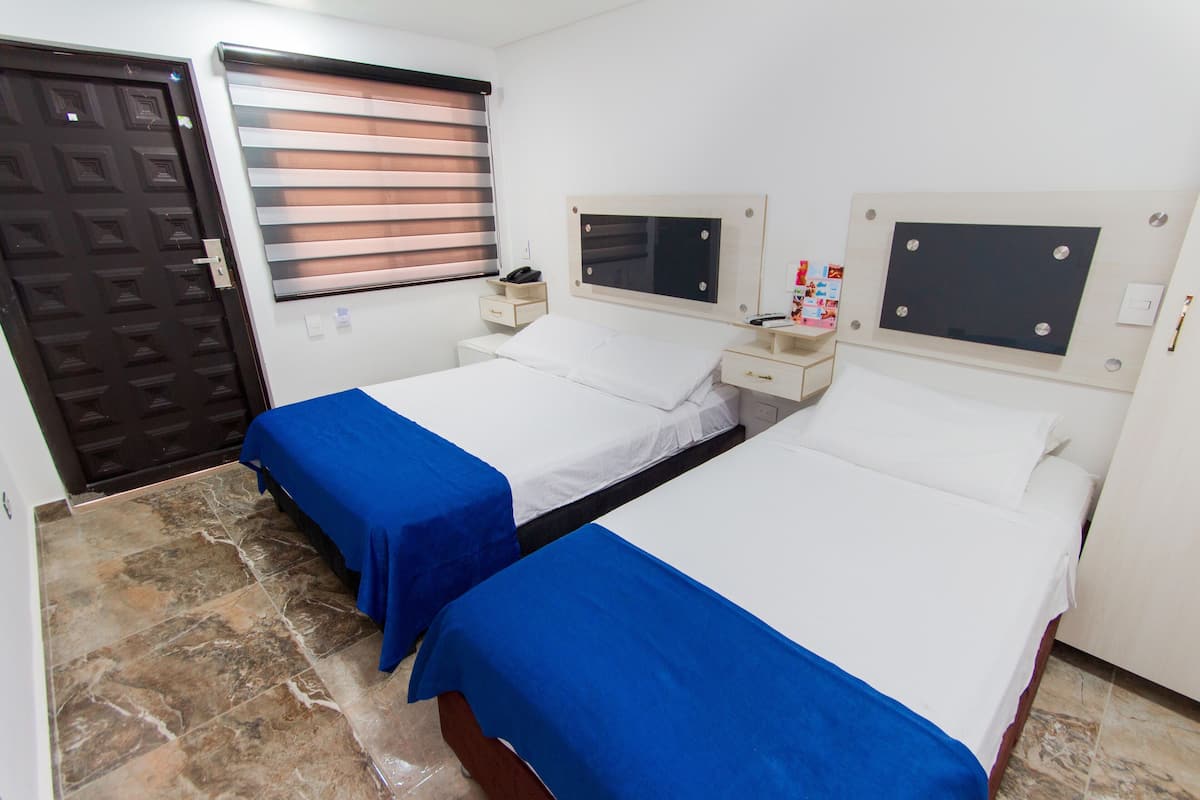 Family Suite, 1 Bedroom, Accessible | Egyptian cotton sheets, premium bedding, soundproofing, free WiFi