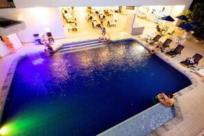 Udendørs pool