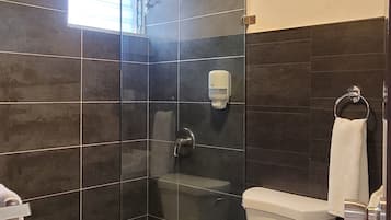 Sturta, snyrtivörur án endurgjalds, handklæði