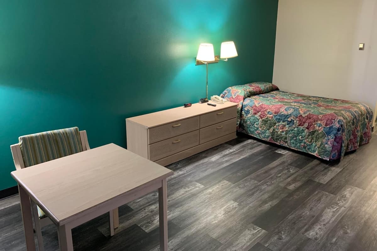 Basic Single Room
