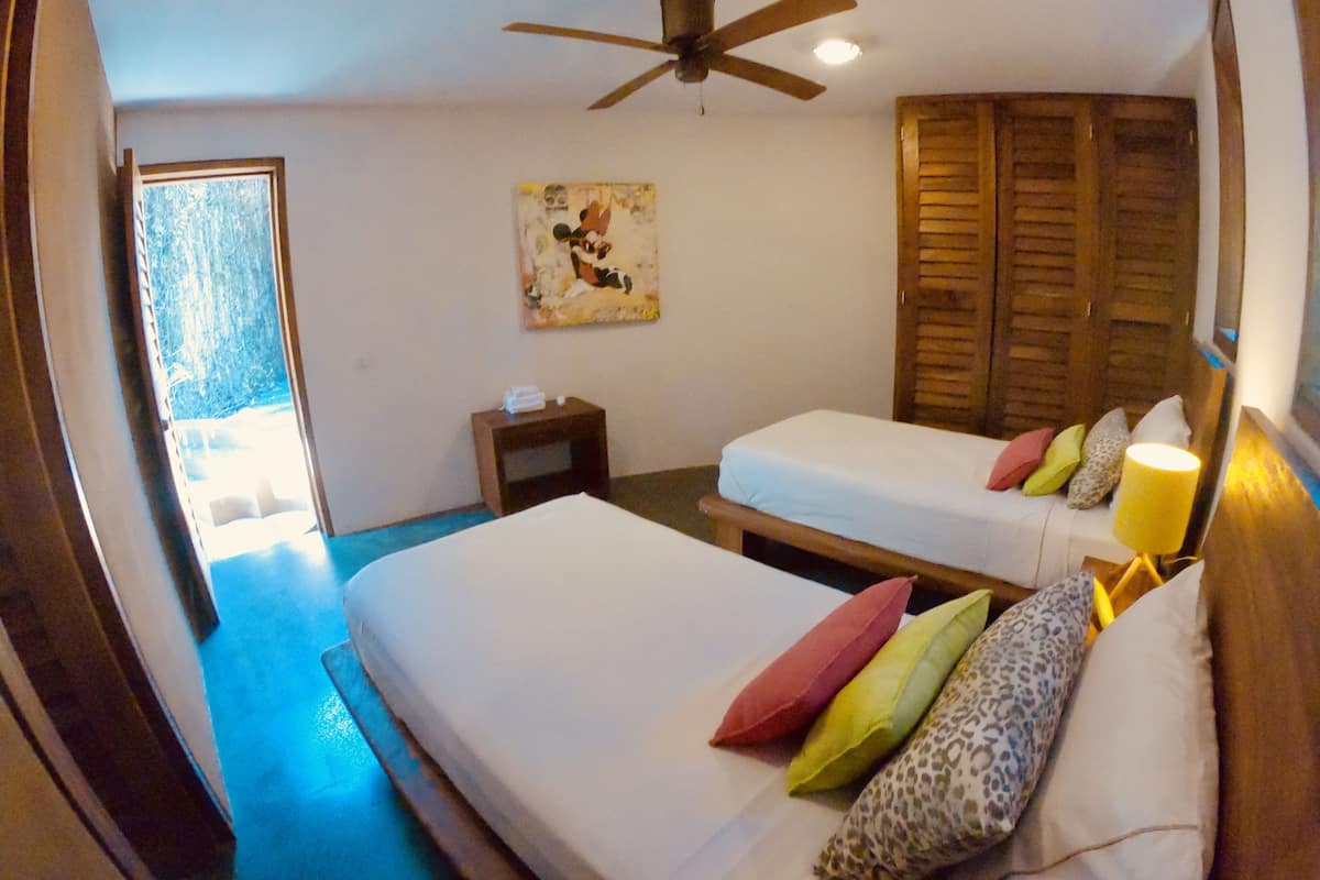 Garden Room | Egyptian cotton sheets, minibar, in-room safe, WiFi (free)