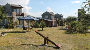 Children's play area - outdoor - Refugio Uritorco (Capilla del Monte)