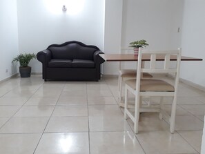 Suíte júnior | Opções para refeição no quarto