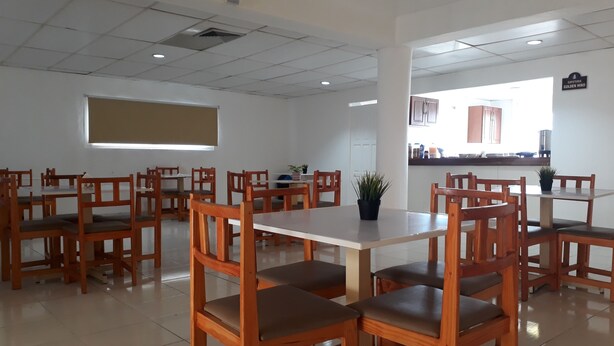 Desayuno continental incluido todos los días