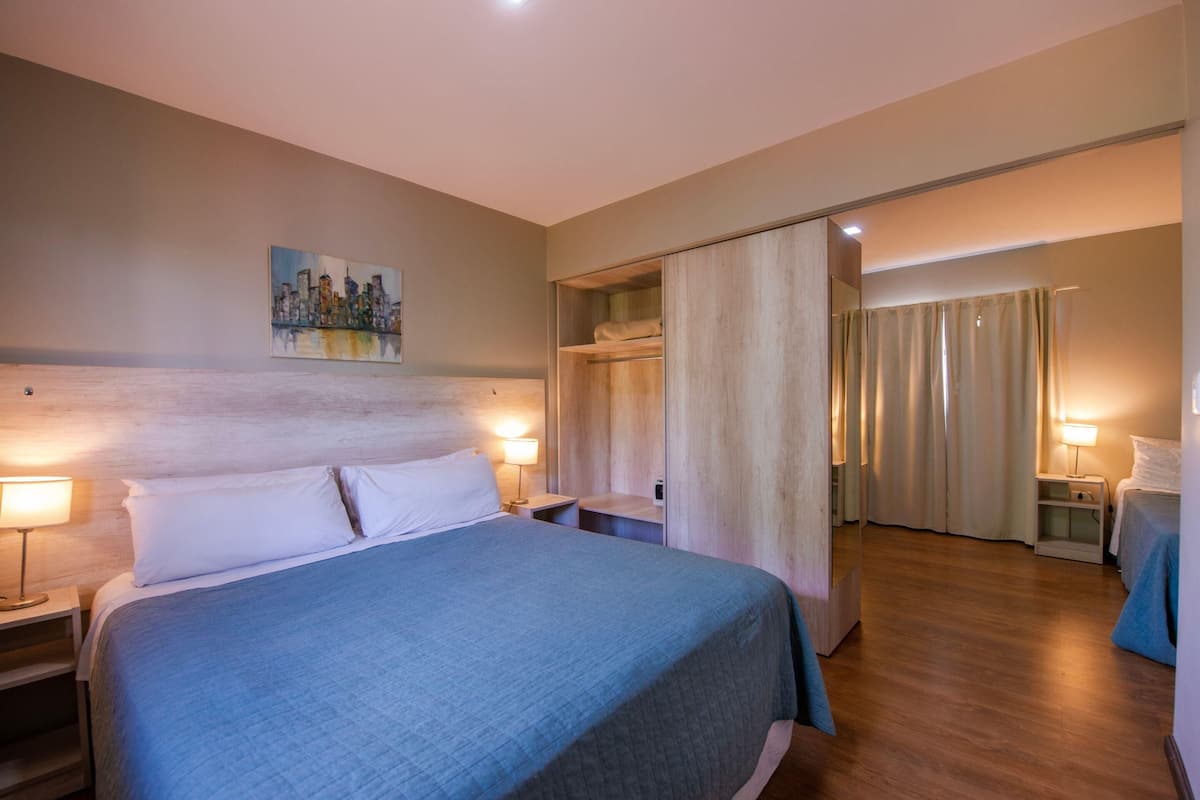1 habitación y caja de seguridad en la habitación