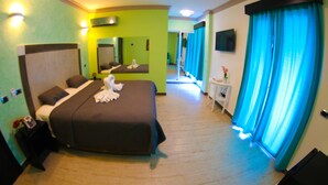 Comfort Room, Terrace - FrioHot Hotel (Boca Chica)