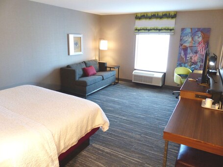 Hampton Inn Paramus - Image 40