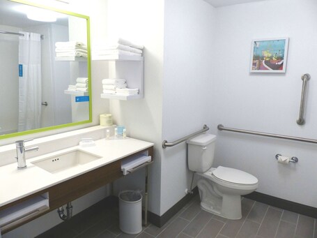 Hampton Inn Paramus - Image 51