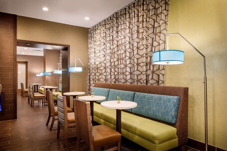 Hampton Inn Paramus - Image 28