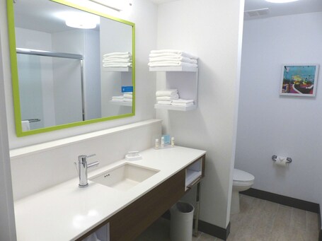 Hampton Inn Paramus - Image 47