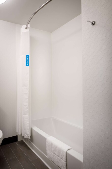 Hampton Inn Paramus - Image 48