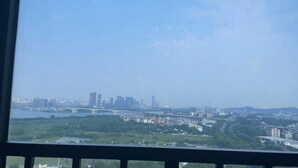Unclassified image, 2 of 37, button - Yi Long International Apartment (Guangzhou)