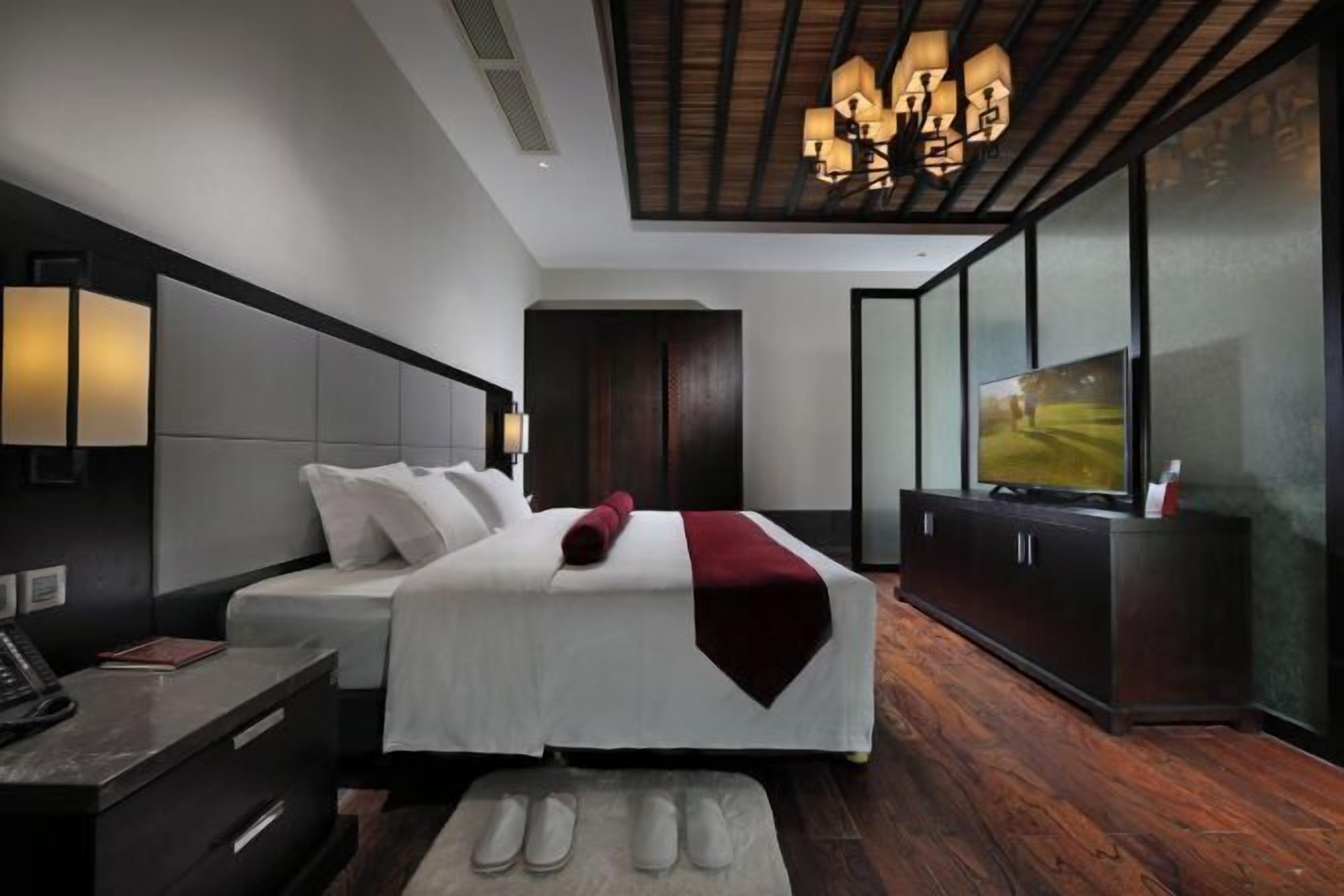 迷你吧贈品、書桌、遮光窗簾/窗簾、熨斗/熨衫板