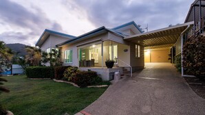 Front of property – evening/night - Gonetroppo (Airlie Beach)