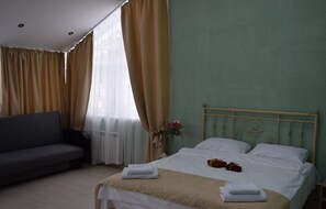 1 bedroom, minibar, in-room safe, iron/ironing board - Iceberg Ugry (Yukhnov)