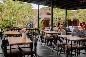 Daily local cuisine breakfast (THB 120 per person)