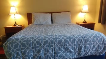Habitación individual, 1 cama Queen size, para no fumadores | Camas con efecto memoria, escritorio, wifi gratis y ropa de cama