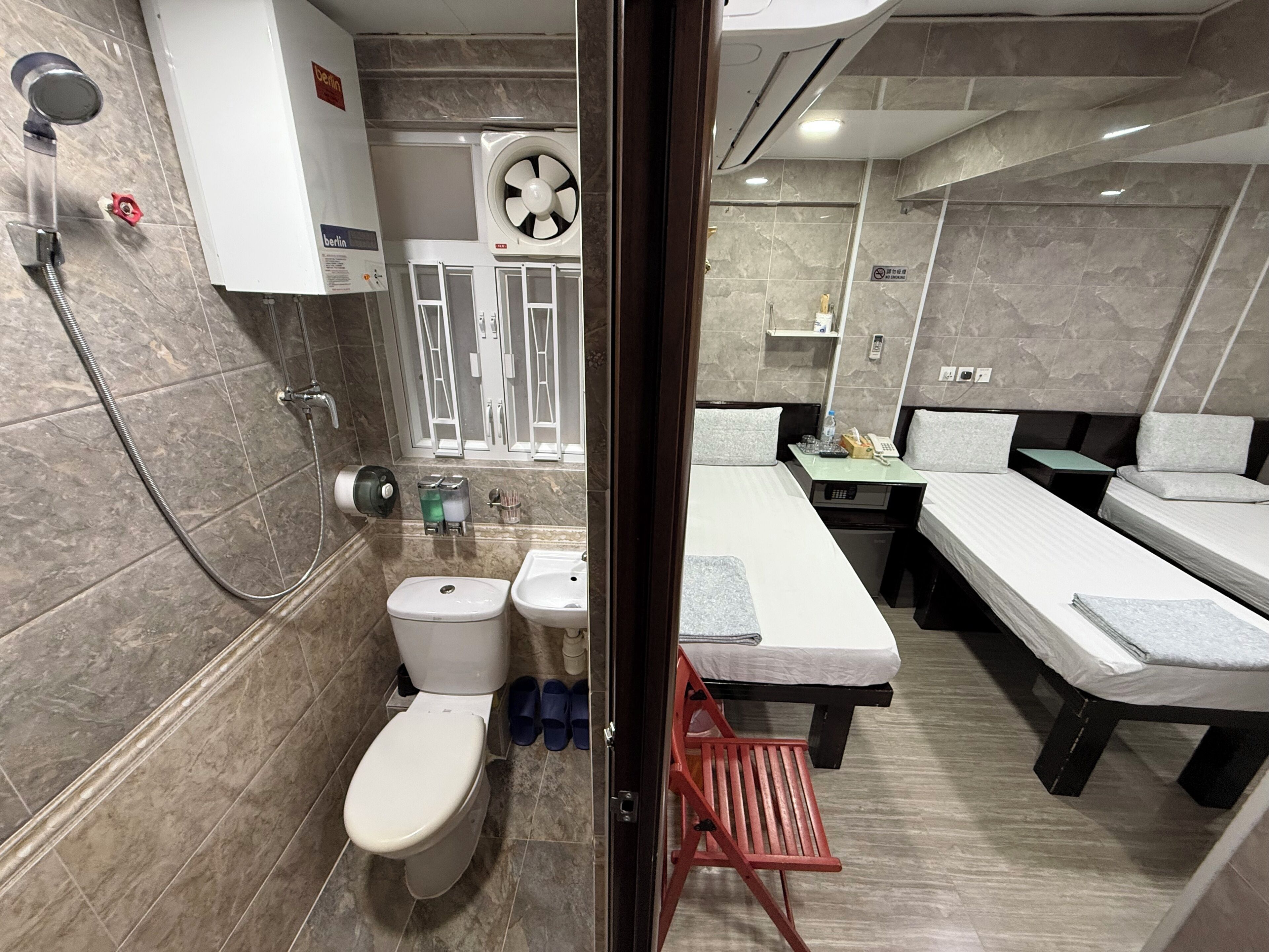 Regadera en el baño