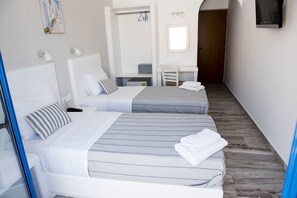 Chambre Exécutive avec lits jumeaux, vue jardin | Bureau, Wi-Fi gratuit