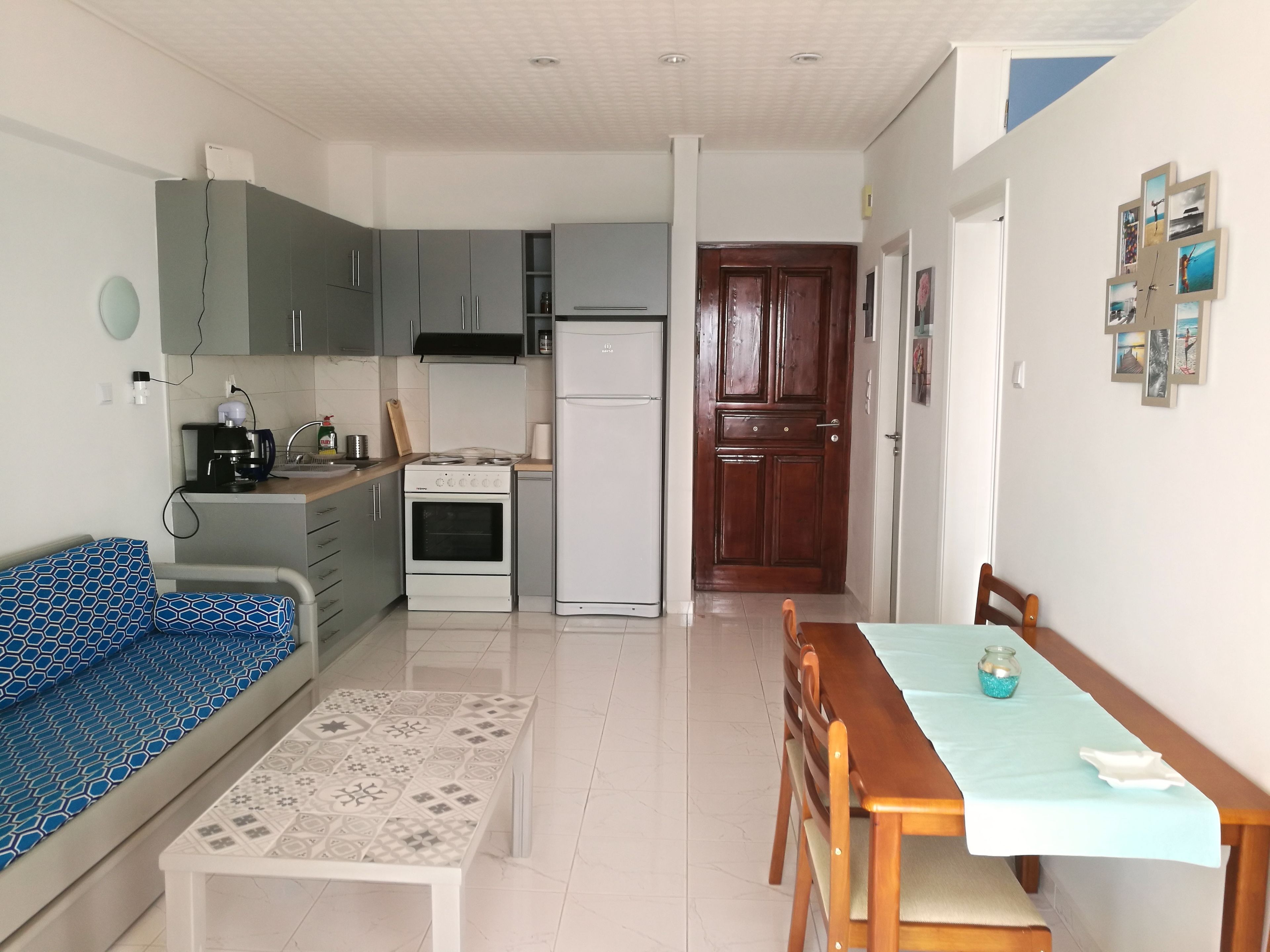 Apartemen, 1 kamar tidur, Boleh Merokok, pemandangan laut | Ruang keluarga | TV layar datar