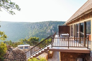 Hus – exclusive, 6 soverom, dalutsikt, ved fjell | Terrasse/patio