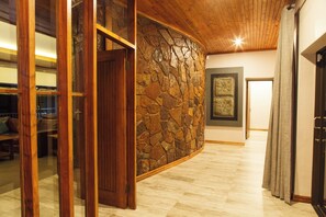 Exclusive House, 6 Bedrooms, Valley View, Mountainside | Living area | 32-inch flat-screen TV with satellite channels, TV - Blyde Canyon, A Forever Resort (Matibidi)