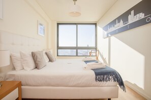 Apartment, 1 Bedroom, City View