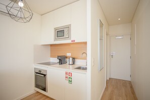 Apartment, 1 Schlafzimmer, Stadtblick | Eigene Küche | Kühlschrank, Mikrowelle, Ofen, Herdplatte