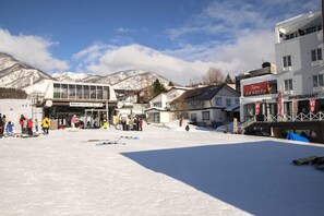 Exterior - La Vista Hotel - Stay on the Slopes (Otari)