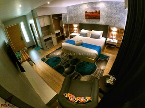 Deluxe Room, 1 King Bed - Villa Abadi Resort (Langkawi)