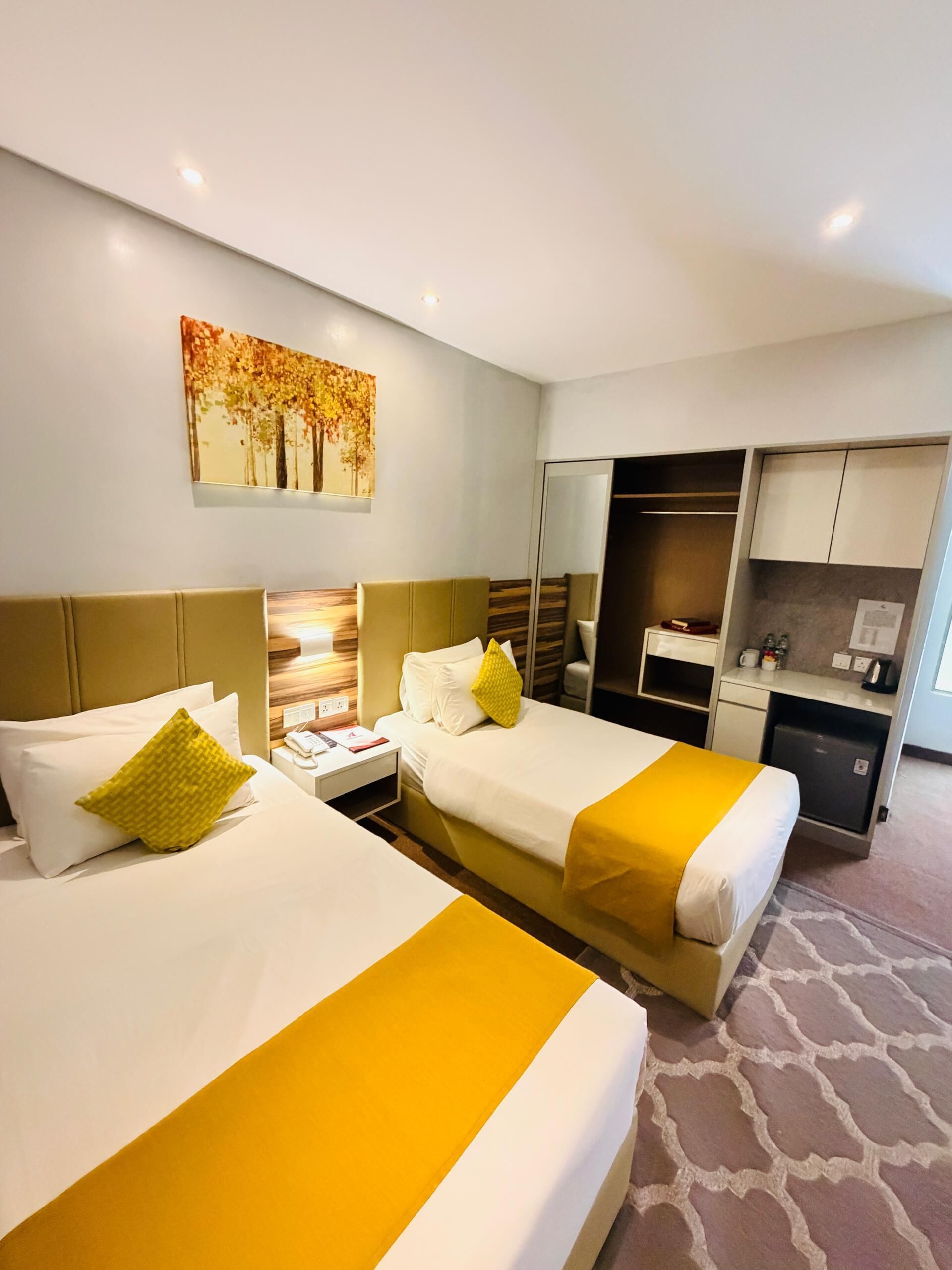 Standard Twin Room